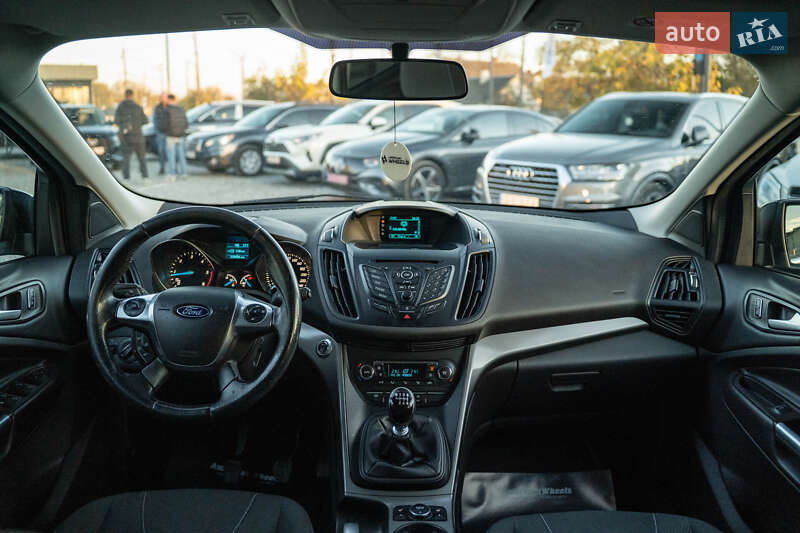 Внедорожник / Кроссовер Ford Kuga 2015 в Черновцах фото 18 Внедорожник / Кроссовер Ford Kuga 2015 в Черновцах