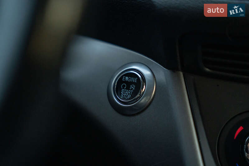 Внедорожник / Кроссовер Ford Kuga 2015 в Черновцах фото 23 Внедорожник / Кроссовер Ford Kuga 2015 в Черновцах