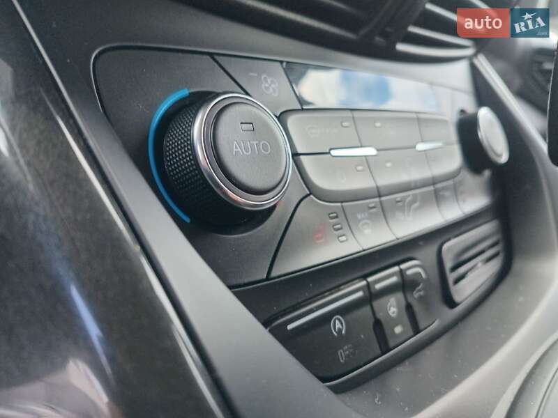 Позашляховик / Кросовер Ford Kuga 2017 в Львові фото 11 Позашляховик / Кросовер Ford Kuga 2017 в Львові