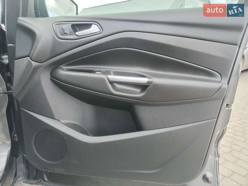 Позашляховик / Кросовер Ford Kuga 2017 в Львові фото 5 Позашляховик / Кросовер Ford Kuga 2017 в Львові