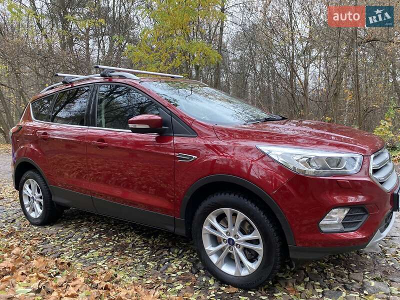 Позашляховик / Кросовер Ford Kuga 2019 в Києві фото 2 Позашляховик / Кросовер Ford Kuga 2019 в Києві