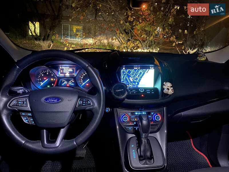 Позашляховик / Кросовер Ford Kuga 2019 в Києві фото 15 Позашляховик / Кросовер Ford Kuga 2019 в Києві