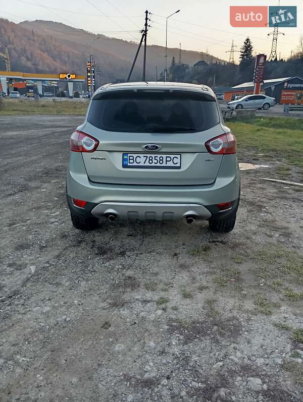 Внедорожник / Кроссовер Ford Kuga 2010 в Сколе
