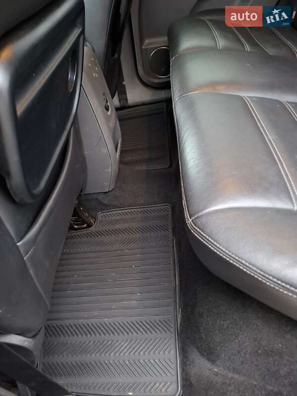 Позашляховик / Кросовер Ford Kuga 2011 в Києві фото 37 Позашляховик / Кросовер Ford Kuga 2011 в Києві