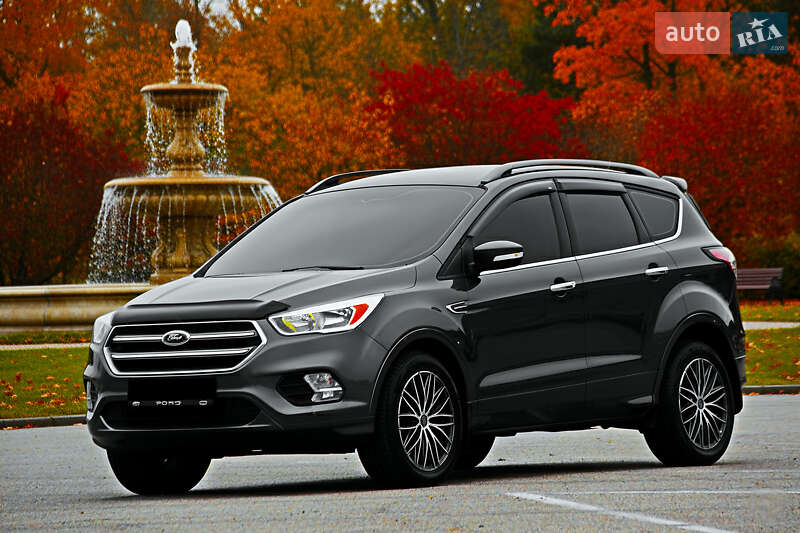 Позашляховик / Кросовер Ford Kuga 2018 в Дніпрі