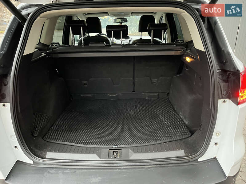 Внедорожник / Кроссовер Ford Kuga 2013 в Хмельницком фото 12 Внедорожник / Кроссовер Ford Kuga 2013 в Хмельницком