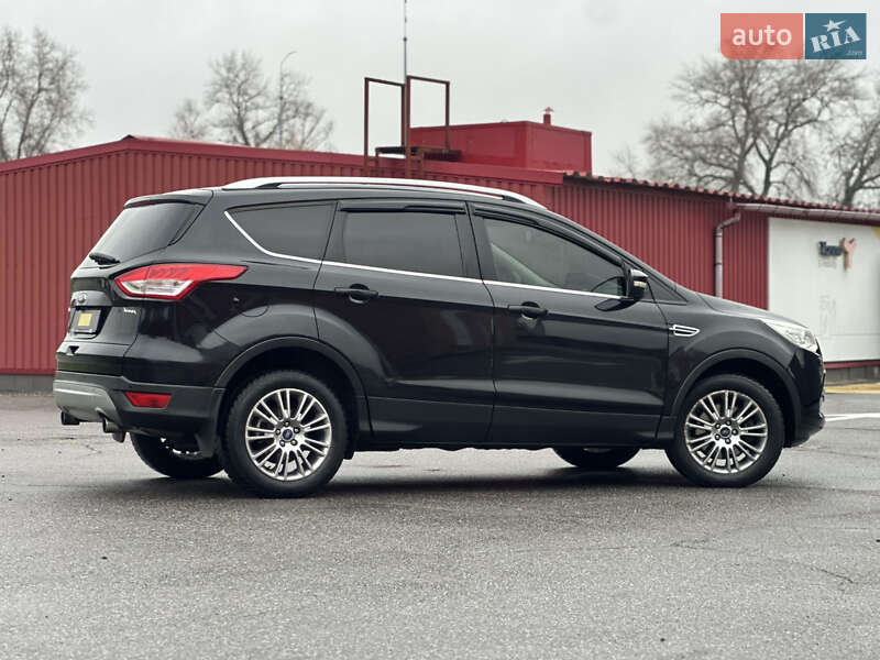 Позашляховик / Кросовер Ford Kuga 2013 в Києві