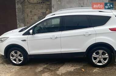 Внедорожник / Кроссовер Ford Kuga 2015 в Южноукраинске