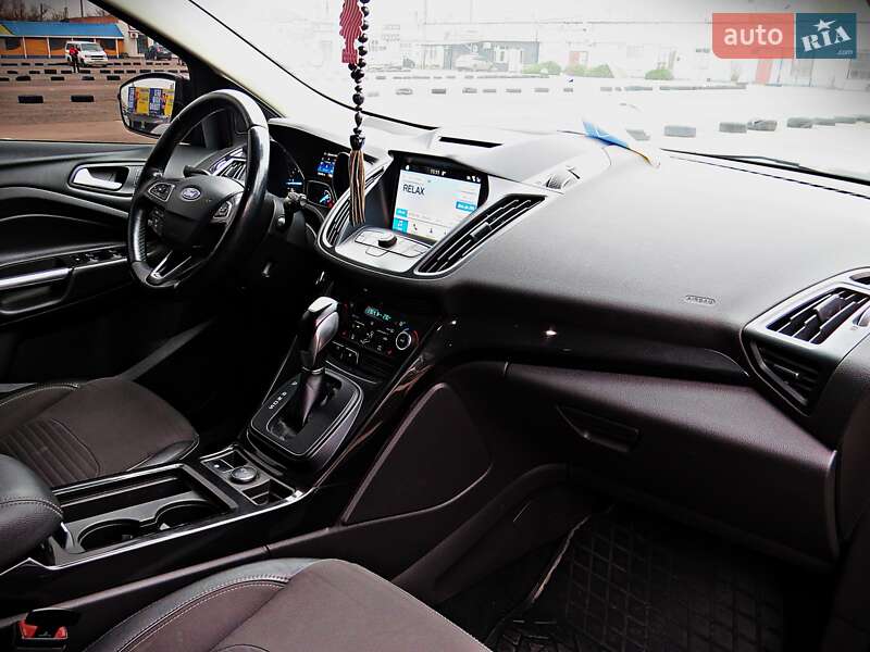 Позашляховик / Кросовер Ford Kuga 2019 в Черкасах фото 16 Позашляховик / Кросовер Ford Kuga 2019 в Черкасах