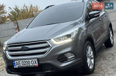 Позашляховик / Кросовер Ford Kuga 2019 в Дніпрі