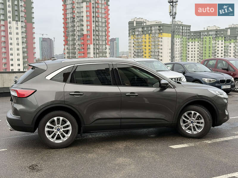 Позашляховик / Кросовер Ford Kuga 2021 в Києві фото 6 Позашляховик / Кросовер Ford Kuga 2021 в Києві