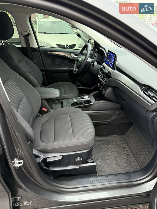 Позашляховик / Кросовер Ford Kuga 2021 в Києві фото 21 Позашляховик / Кросовер Ford Kuga 2021 в Києві