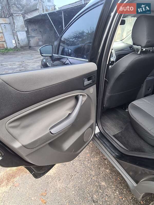 Внедорожник / Кроссовер Ford Kuga 2011 в Николаеве фото 32 Внедорожник / Кроссовер Ford Kuga 2011 в Николаеве