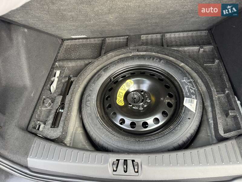 Внедорожник / Кроссовер Ford Kuga 2019 в Хмельницком фото 15 Внедорожник / Кроссовер Ford Kuga 2019 в Хмельницком