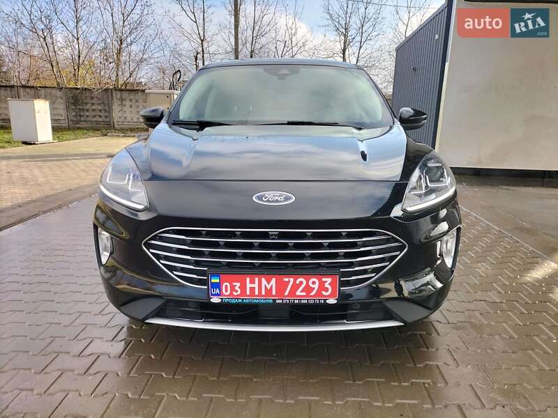 Позашляховик / Кросовер Ford Kuga 2020 в Дунаївцях