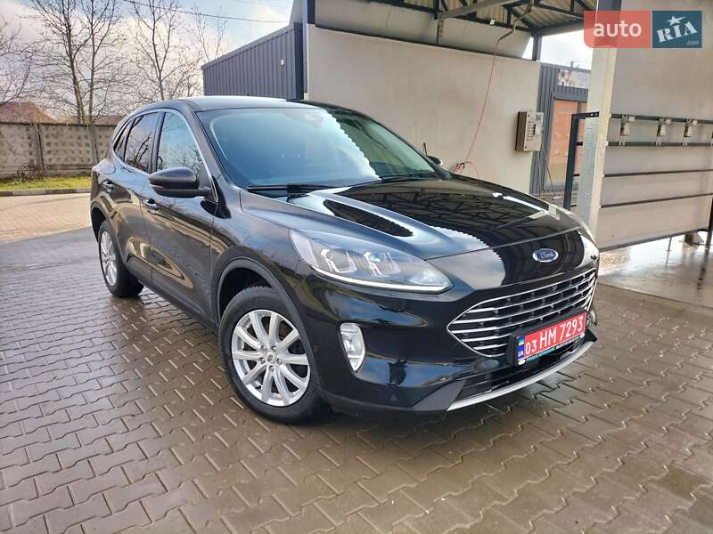 Позашляховик / Кросовер Ford Kuga 2020 в Дунаївцях