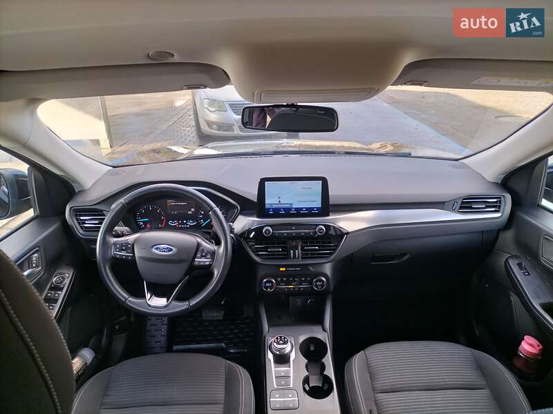 Позашляховик / Кросовер Ford Kuga 2020 в Дунаївцях