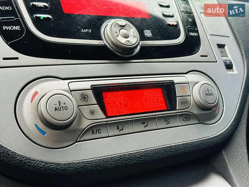 Позашляховик / Кросовер Ford Kuga 2010 в Харкові