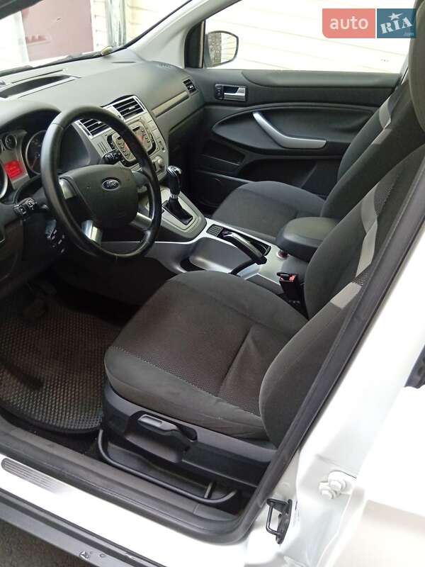 Позашляховик / Кросовер Ford Kuga 2012 в Умані фото 14 Позашляховик / Кросовер Ford Kuga 2012 в Умані
