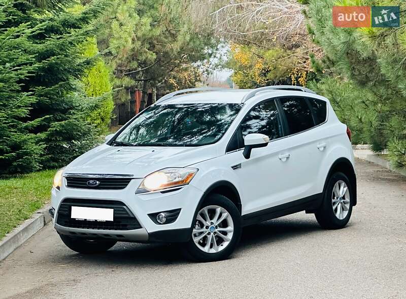 Позашляховик / Кросовер Ford Kuga 2011 в Дніпрі фото 2 Позашляховик / Кросовер Ford Kuga 2011 в Дніпрі