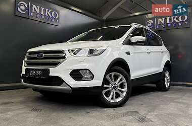 Внедорожник / Кроссовер Ford Kuga 2019 в Киеве