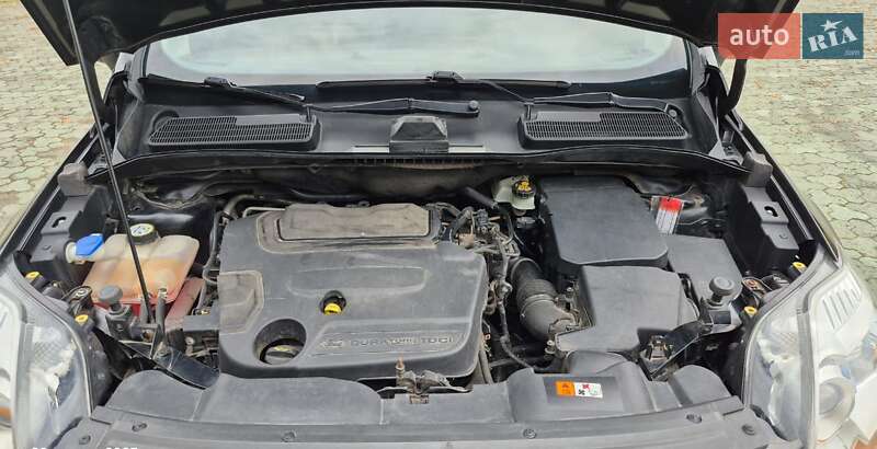 Внедорожник / Кроссовер Ford Kuga 2010 в Ровно