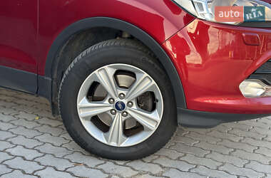 Позашляховик / Кросовер Ford Kuga 2015 в Львові