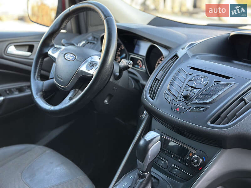 Внедорожник / Кроссовер Ford Kuga 2015 в Львове фото 64 Внедорожник / Кроссовер Ford Kuga 2015 в Львове