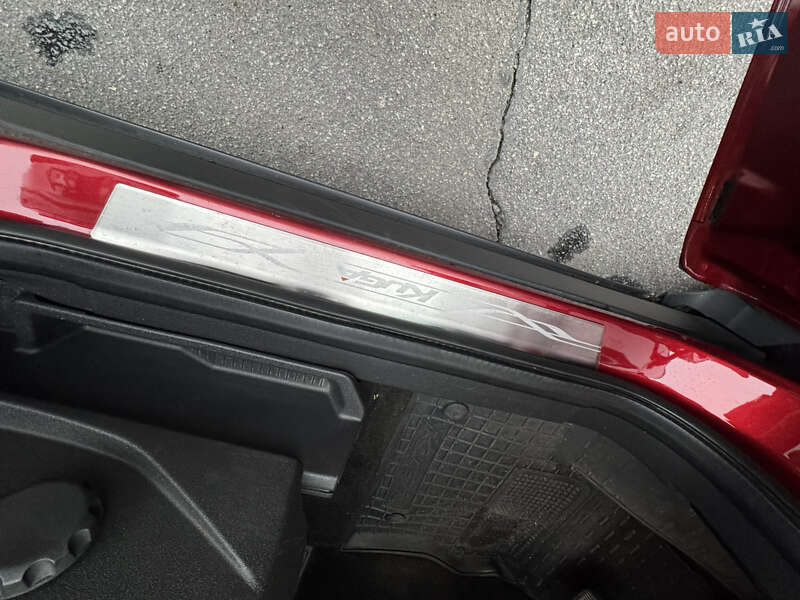 Позашляховик / Кросовер Ford Kuga 2015 в Житомирі