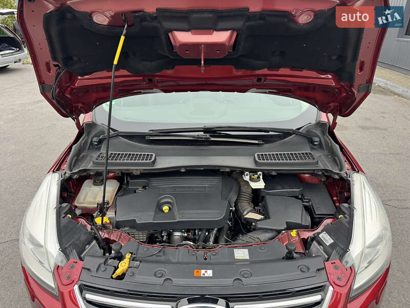 Позашляховик / Кросовер Ford Kuga 2015 в Житомирі