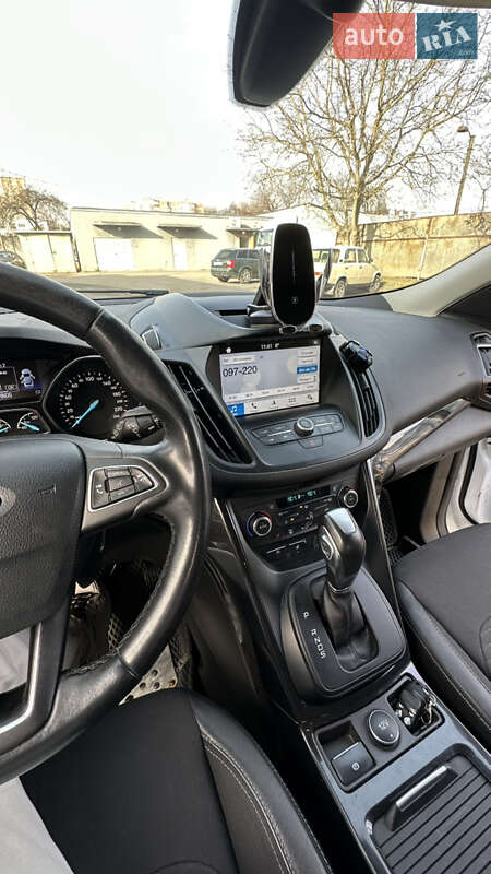 Позашляховик / Кросовер Ford Kuga 2019 в Хмельницькому