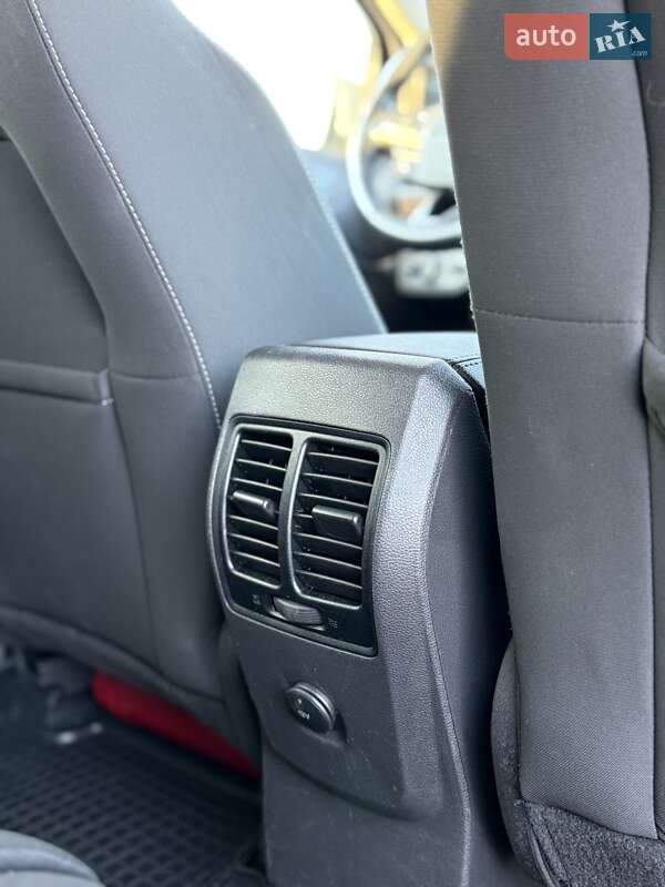 Внедорожник / Кроссовер Ford Kuga 2017 в Днепре фото 14 Внедорожник / Кроссовер Ford Kuga 2017 в Днепре