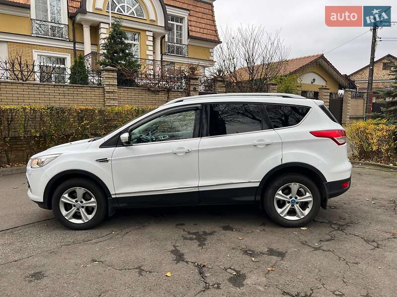 Внедорожник / Кроссовер Ford Kuga 2015 в Киеве фото 8 Внедорожник / Кроссовер Ford Kuga 2015 в Киеве