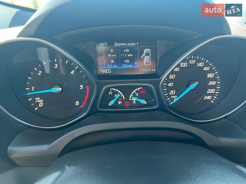 Внедорожник / Кроссовер Ford Kuga 2013 в Киеве