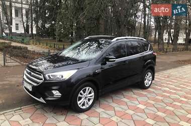 Позашляховик / Кросовер Ford Kuga 2017 в Ніжині