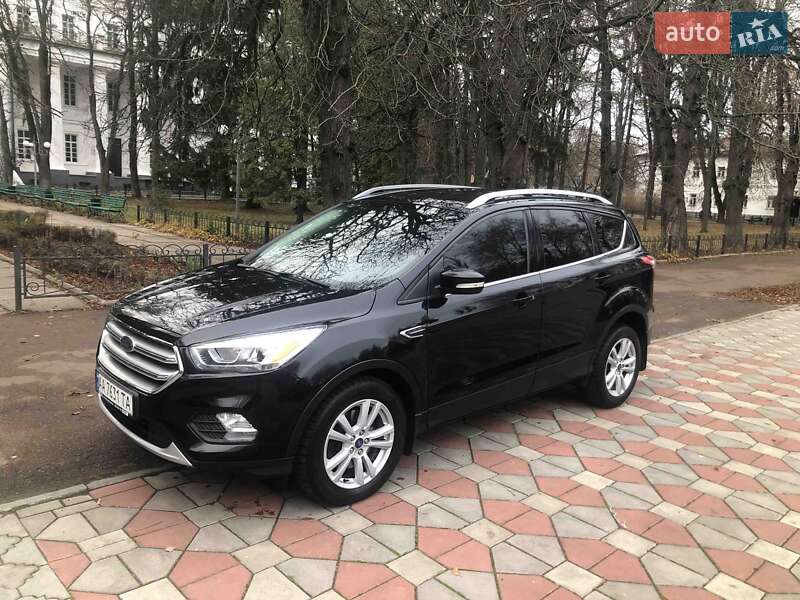 Позашляховик / Кросовер Ford Kuga 2017 в Ніжині