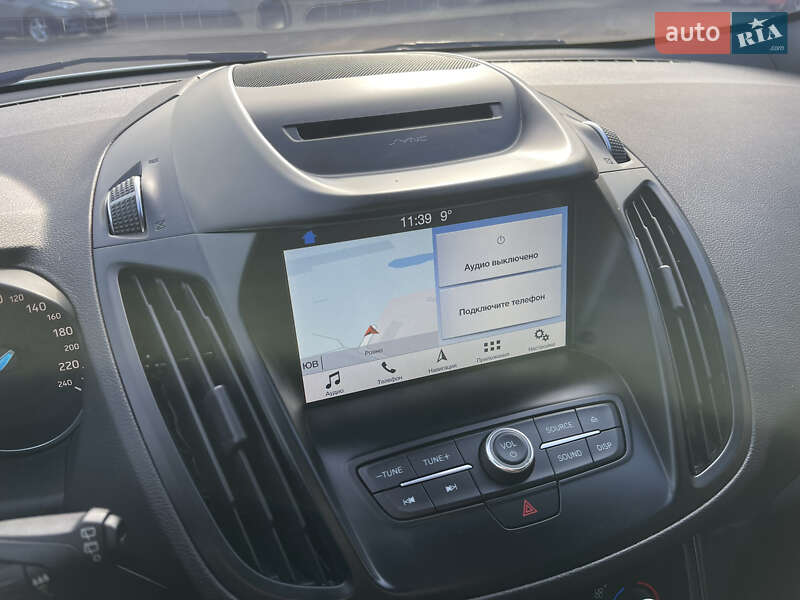 Внедорожник / Кроссовер Ford Kuga 2019 в Ровно