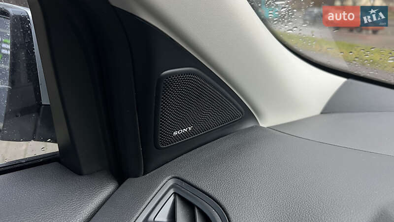 Внедорожник / Кроссовер Ford Kuga 2017 в Львове