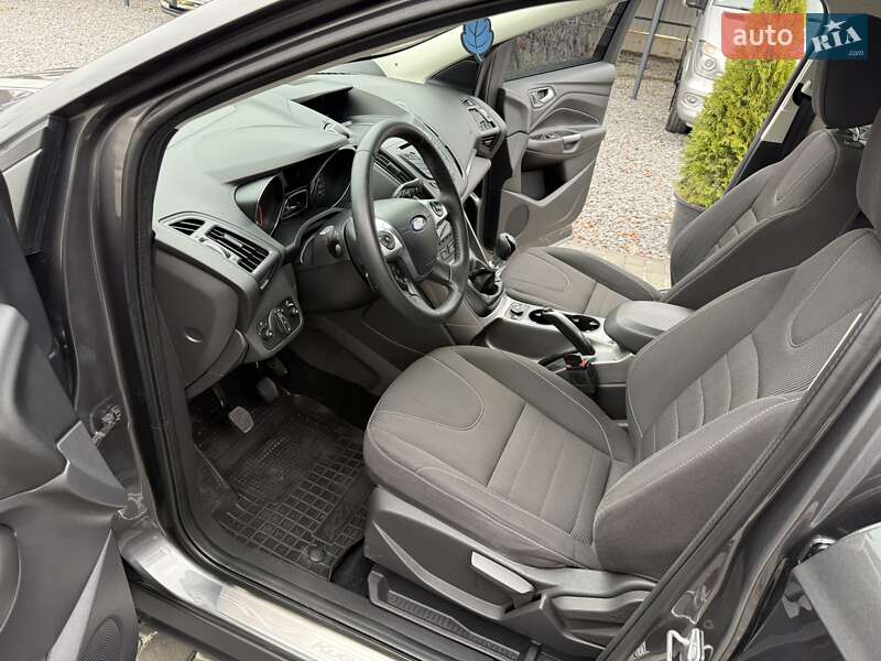 Позашляховик / Кросовер Ford Kuga 2016 в Вінниці фото 30 Позашляховик / Кросовер Ford Kuga 2016 в Вінниці