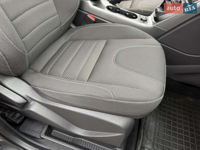 Позашляховик / Кросовер Ford Kuga 2016 в Вінниці фото 32 Позашляховик / Кросовер Ford Kuga 2016 в Вінниці