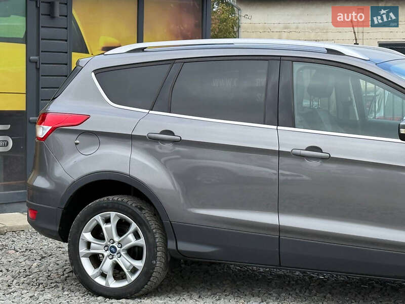 Позашляховик / Кросовер Ford Kuga 2013 в Стрию