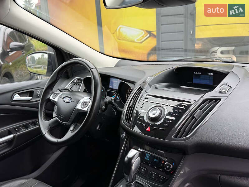 Позашляховик / Кросовер Ford Kuga 2013 в Стрию