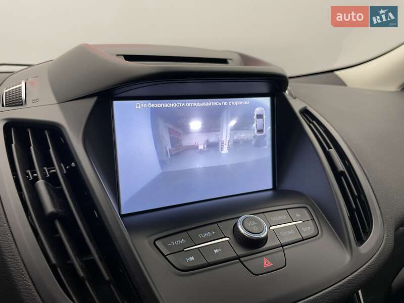 Внедорожник / Кроссовер Ford Kuga 2019 в Киеве