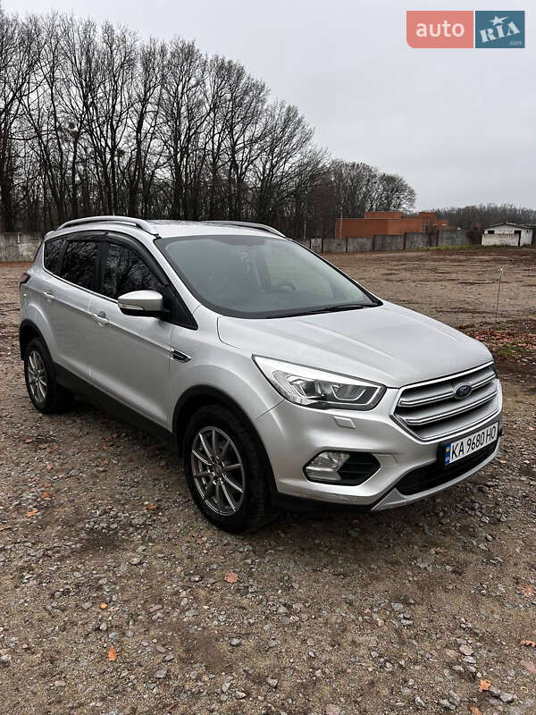 Внедорожник / Кроссовер Ford Kuga 2019 в Умани фото 3 Внедорожник / Кроссовер Ford Kuga 2019 в Умани