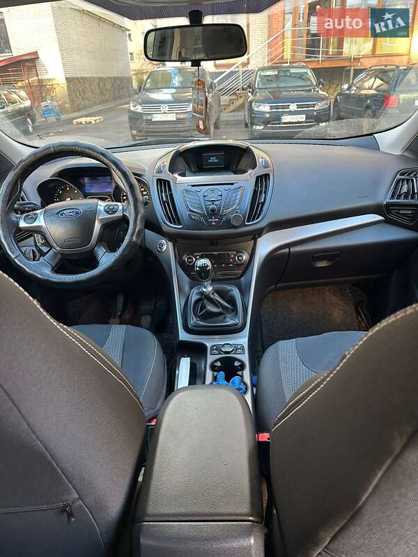 Внедорожник / Кроссовер Ford Kuga 2013 в Гусятине фото 2 Внедорожник / Кроссовер Ford Kuga 2013 в Гусятине