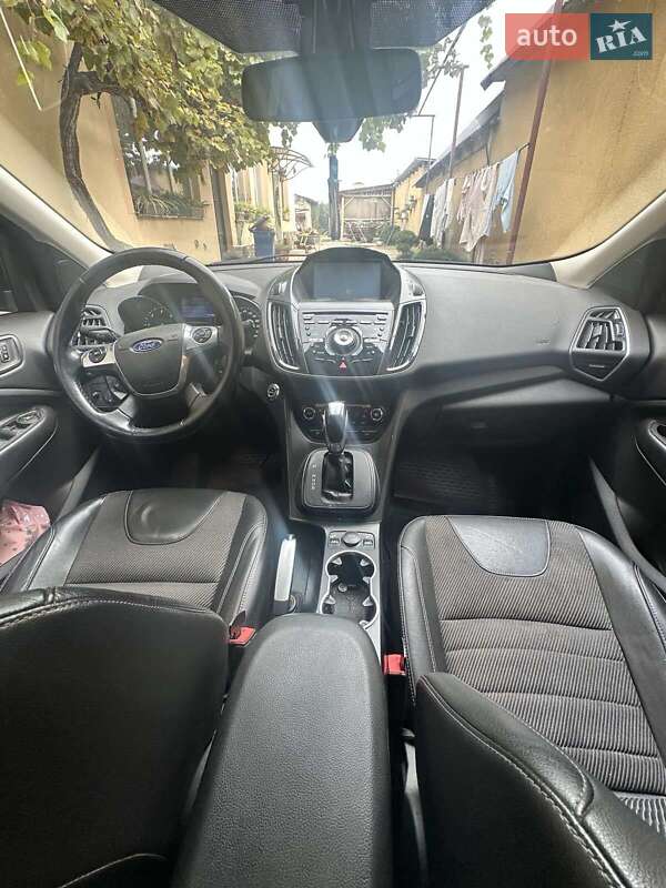 Позашляховик / Кросовер Ford Kuga 2013 в Ужгороді