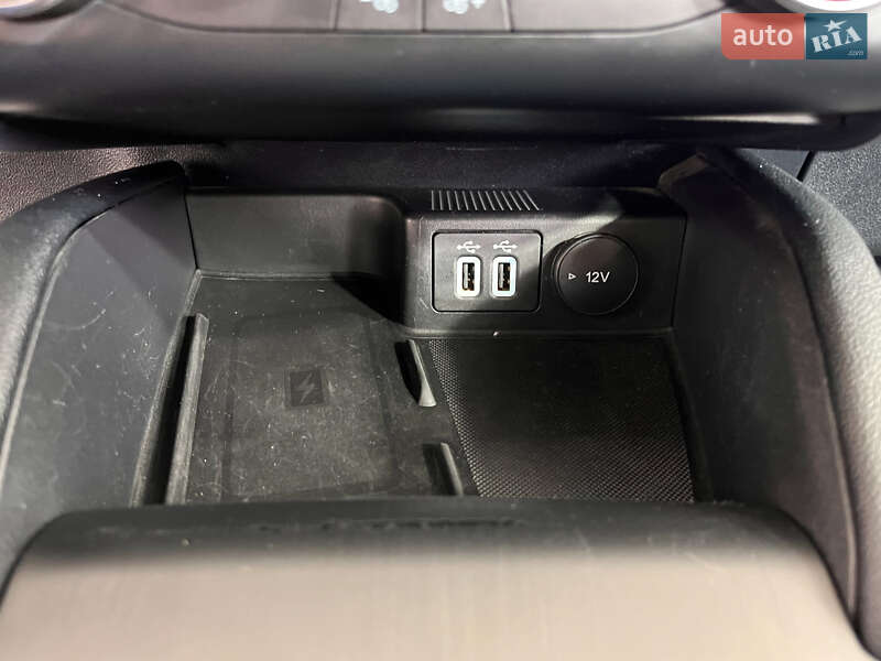 Позашляховик / Кросовер Ford Kuga 2021 в Львові фото 25 Позашляховик / Кросовер Ford Kuga 2021 в Львові