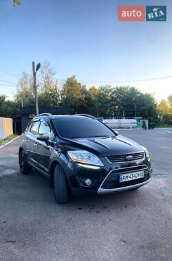 Внедорожник / Кроссовер Ford Kuga 2011 в Олевске