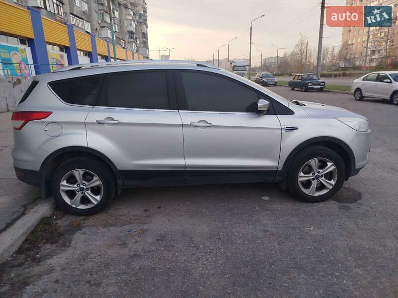 Внедорожник / Кроссовер Ford Kuga 2013 в Запорожье фото 3 Внедорожник / Кроссовер Ford Kuga 2013 в Запорожье