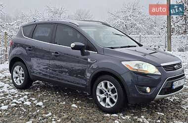 Внедорожник / Кроссовер Ford Kuga 2011 в Калуше